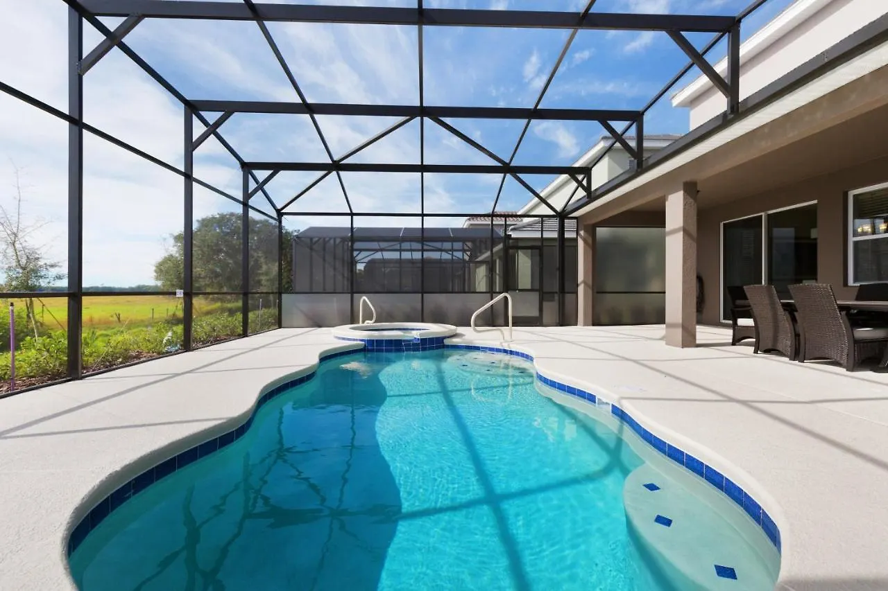 8012 Oak Shadow Court At Solterra Villa Davenport