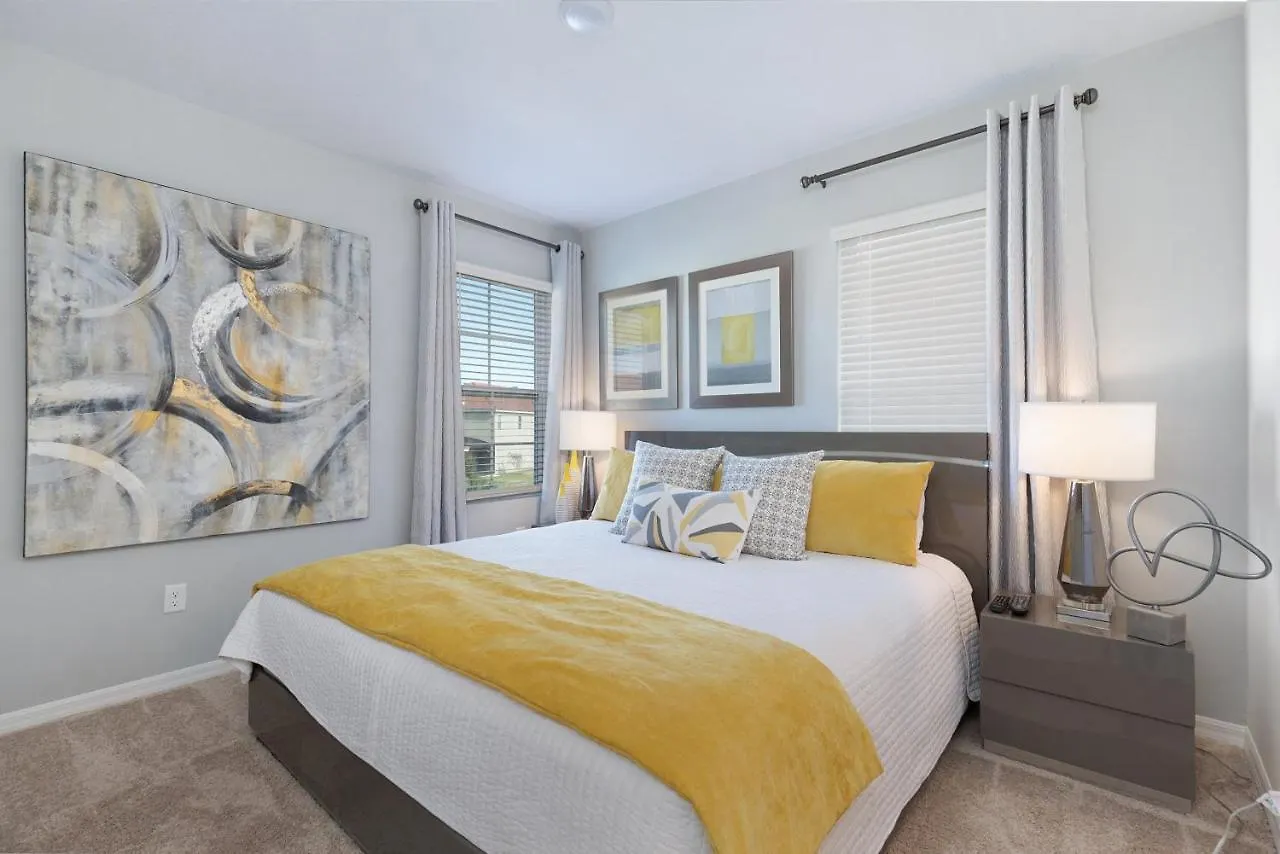 8012 Oak Shadow Court At Solterra Villa Davenport