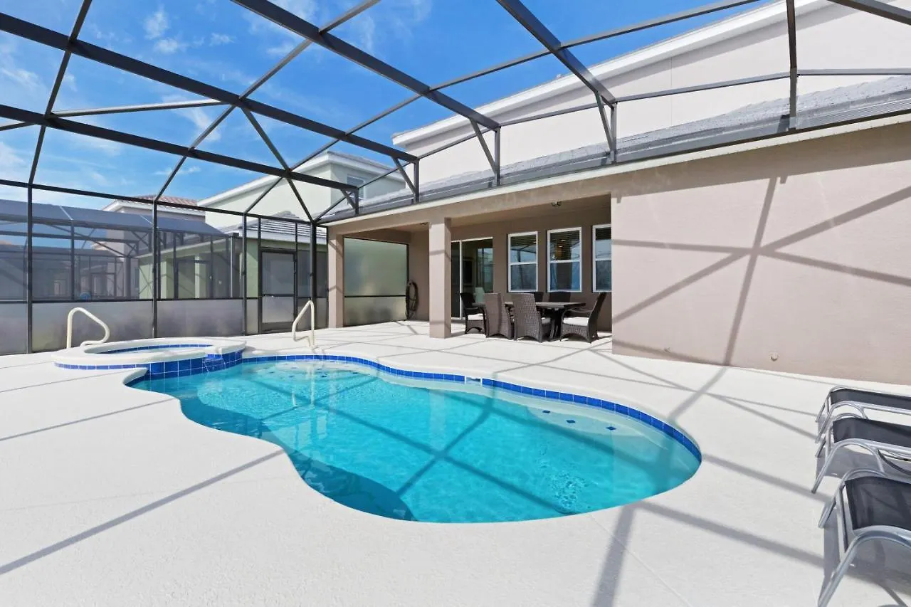 Holiday home 8012 Oak Shadow Court At Solterra Villa Davenport